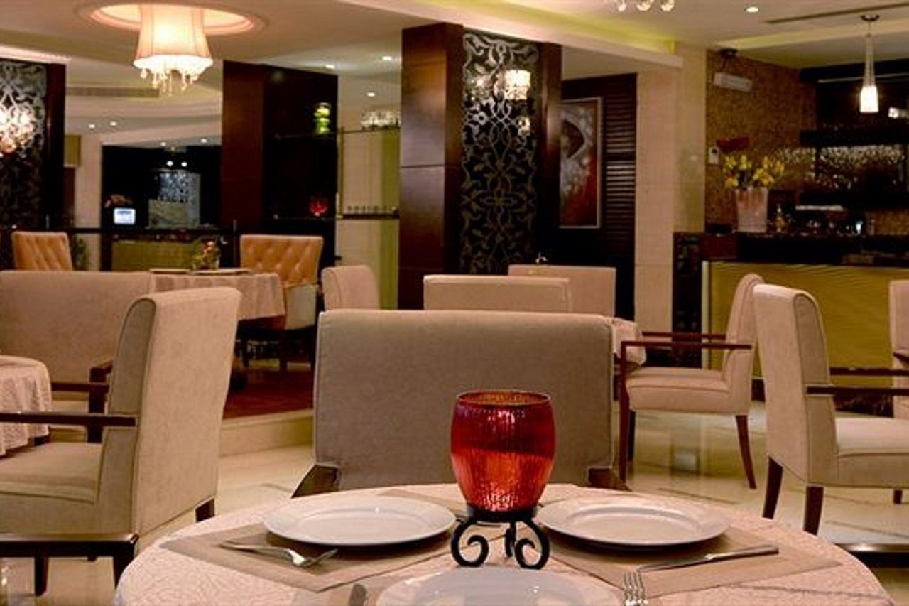 Aparthotel Boudl Al Woroud 4*